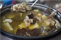 女性頭發干皮膚干，滋陰就喝椰子雞湯